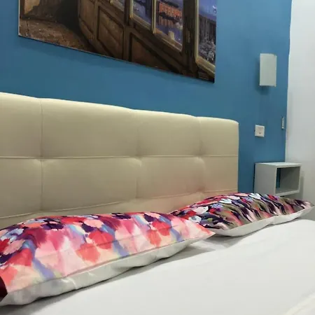 Nocleg ze śniadaniem Decumani Prestige Neapol