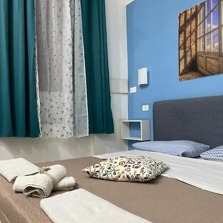 Bed & Breakfast Decumani Prestige
