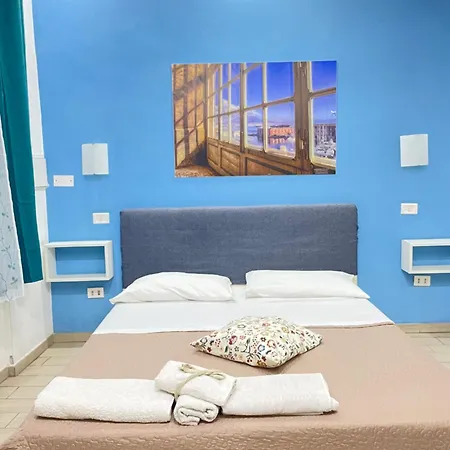 Decumani Prestige לינה וארוחת בוקר נאפולי