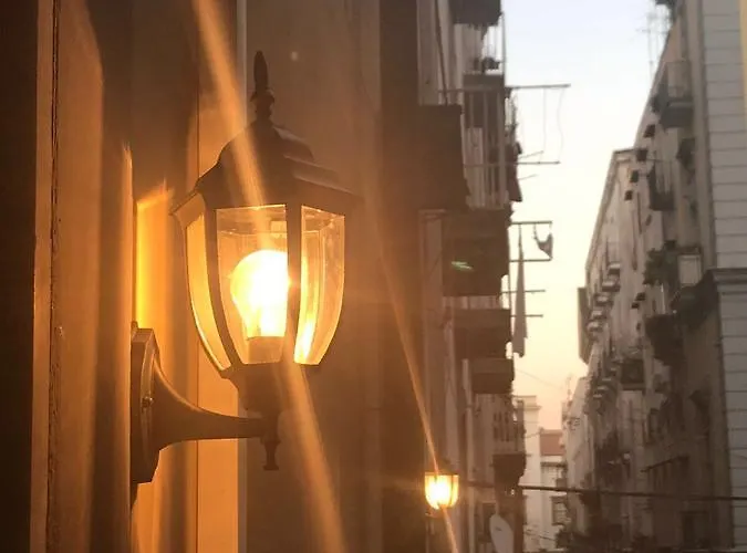 לינה וארוחת בוקר Decumani Prestige