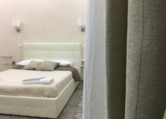 לינה וארוחת בוקר Decumani Prestige