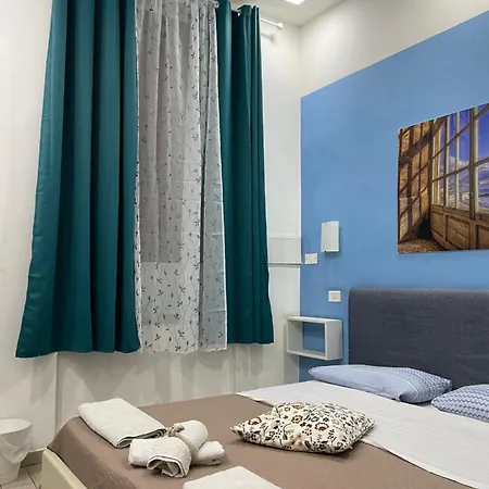 Decumani Prestige فندق مبيت وإفطار