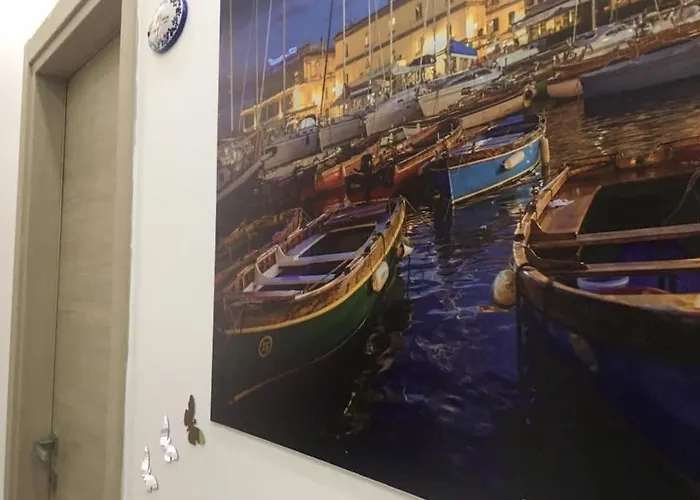 Decumani Prestige 4* ナポリ